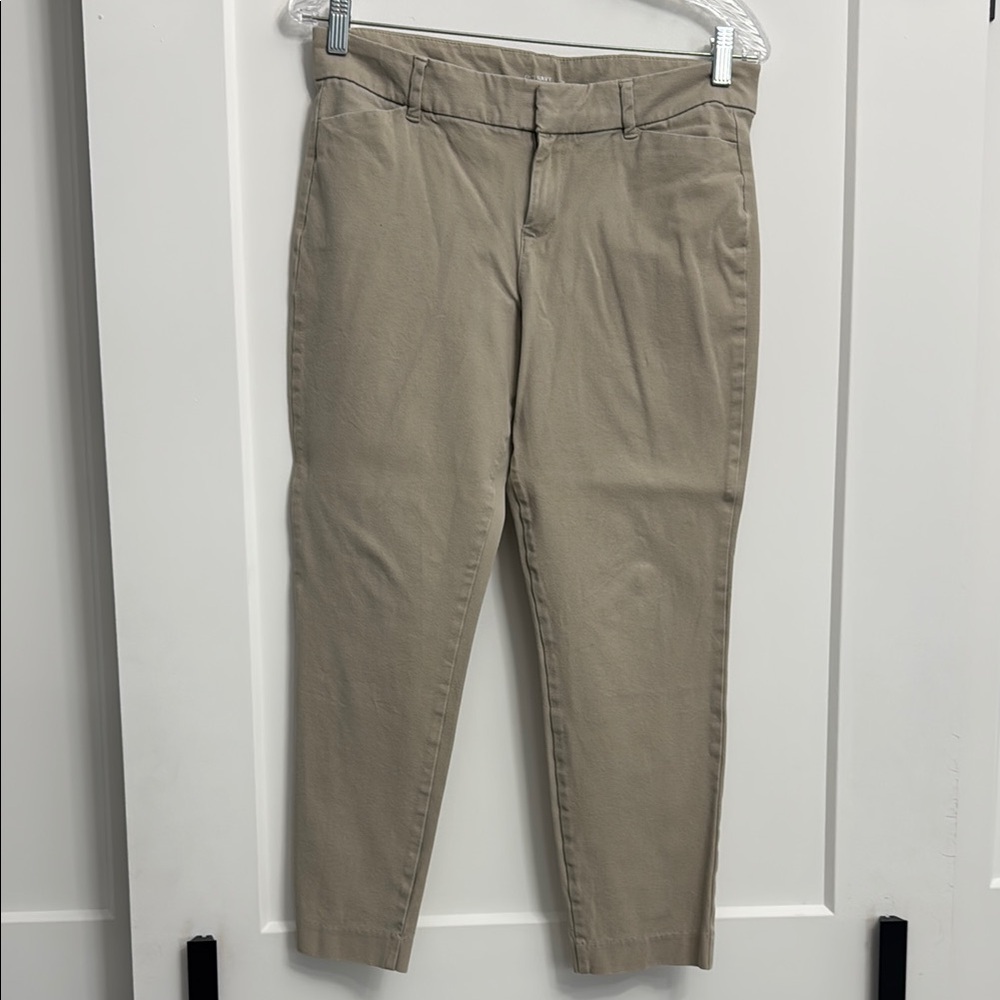 Old Navy Women’s Cropped Tan Pants